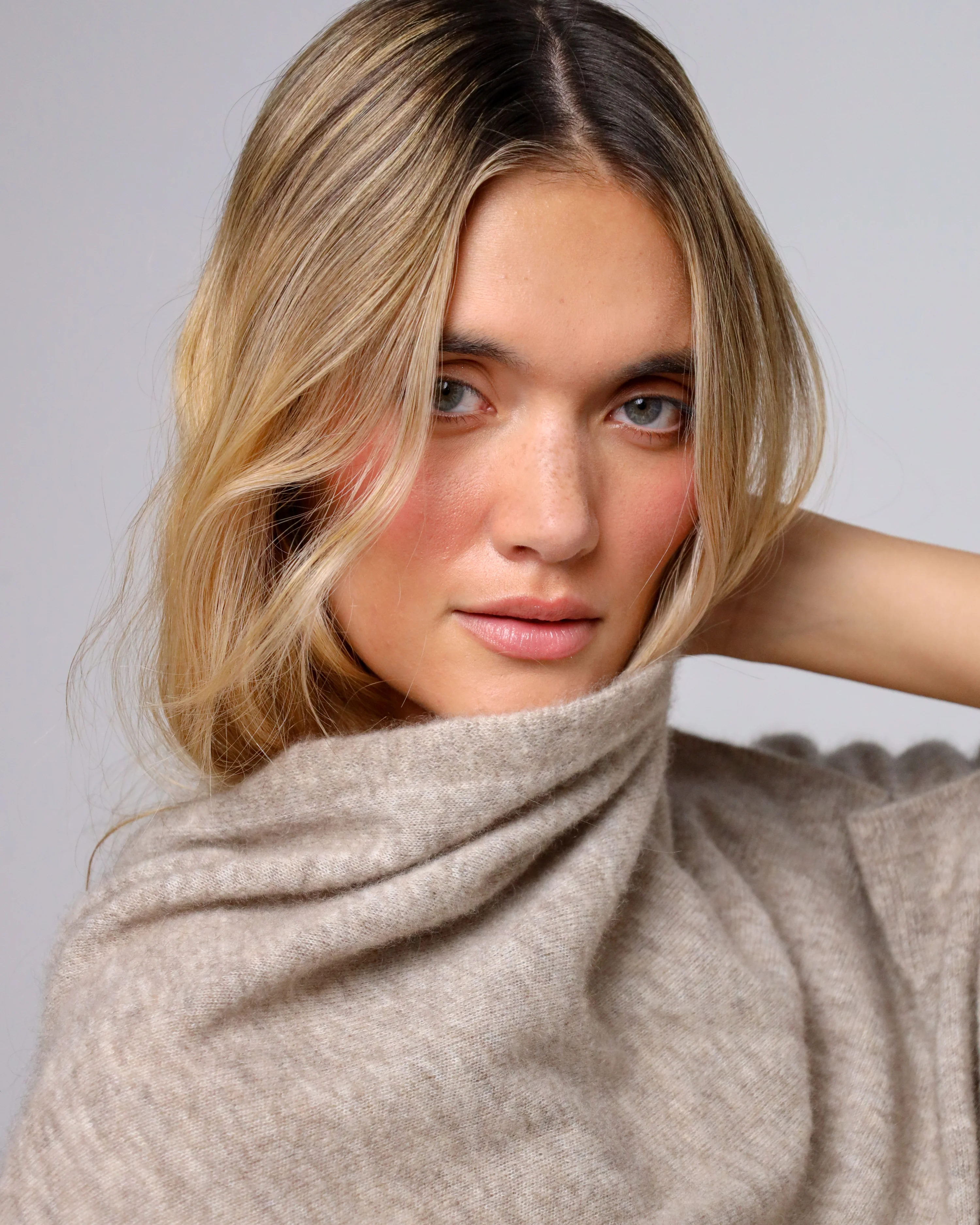 Juana Cashmere Cape - Image 5